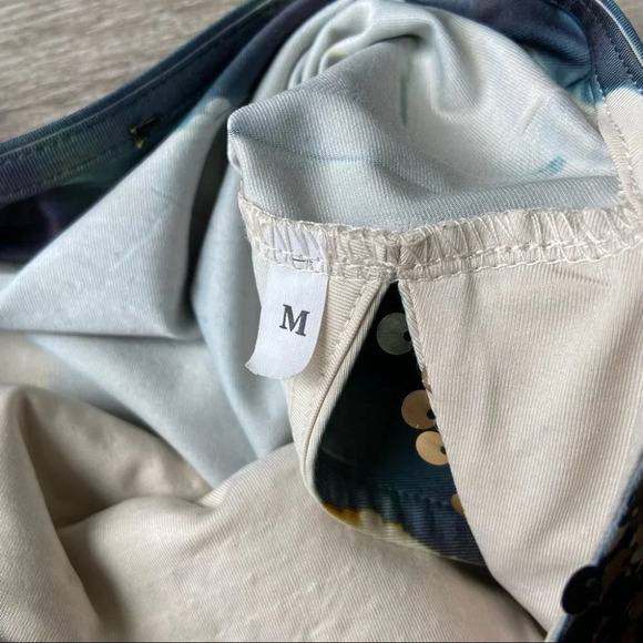 Cartise Cut Out Shoulder Tie Dye Sequins Stretchy Tunic - Picture 7 of 15